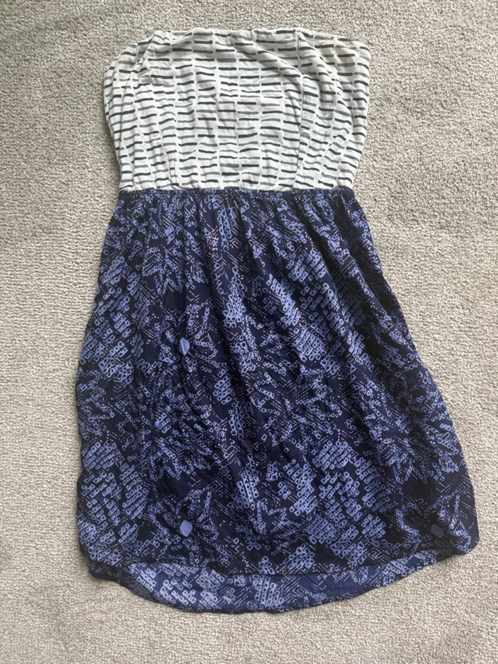 Roxy Strapless Mini Dress in White and Navy